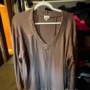 BKE Ribbed Knit Top in Brown